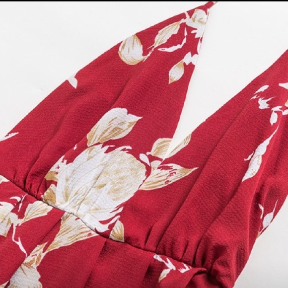 Red Backless Maxi-dress - Picture 6 of 8